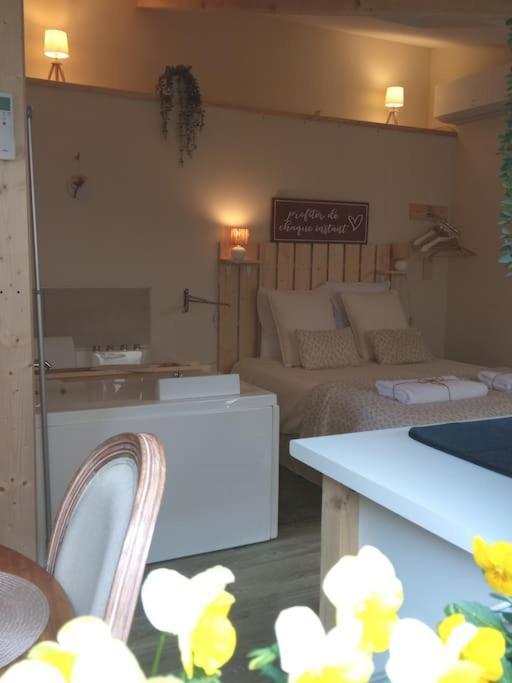 L'Atelier Des Reves Un Moment Magique Spa Prive Beaune  Exterior photo